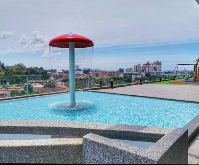 D'Medina @ Icon Residence Куала-Тренгану Экстерьер фото